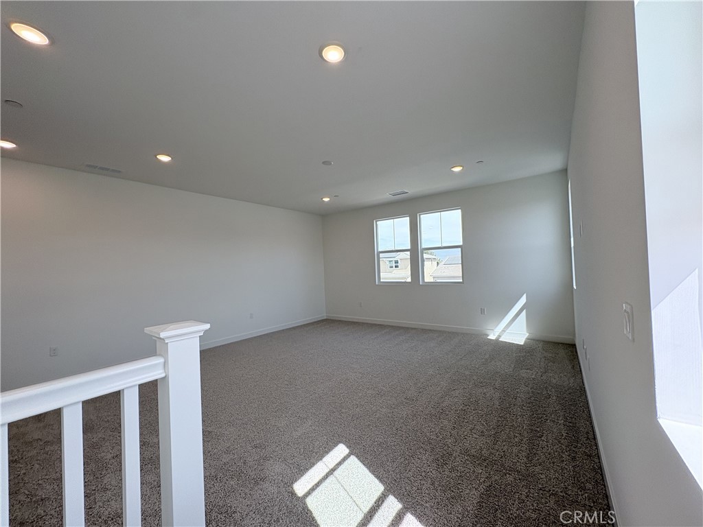 26789 Hadley Avenue Property Photo 6