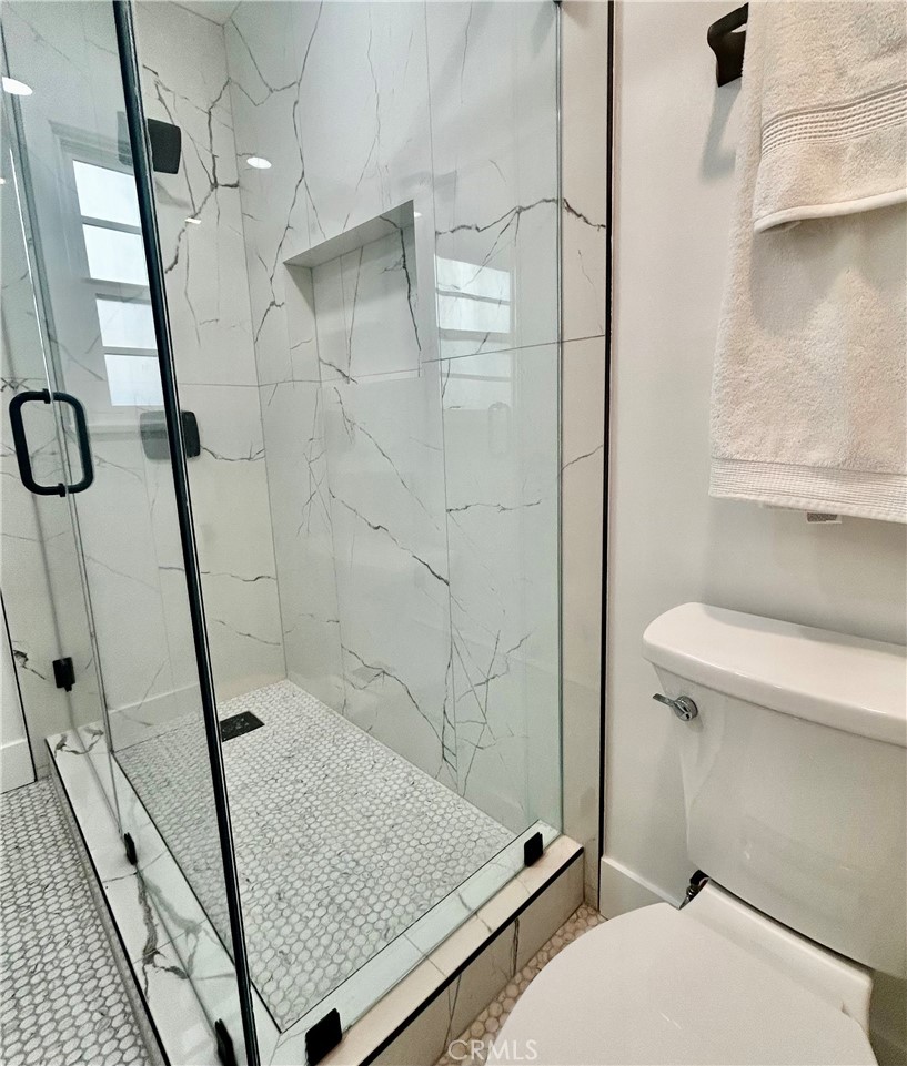 602 Begonia Property Photo 9