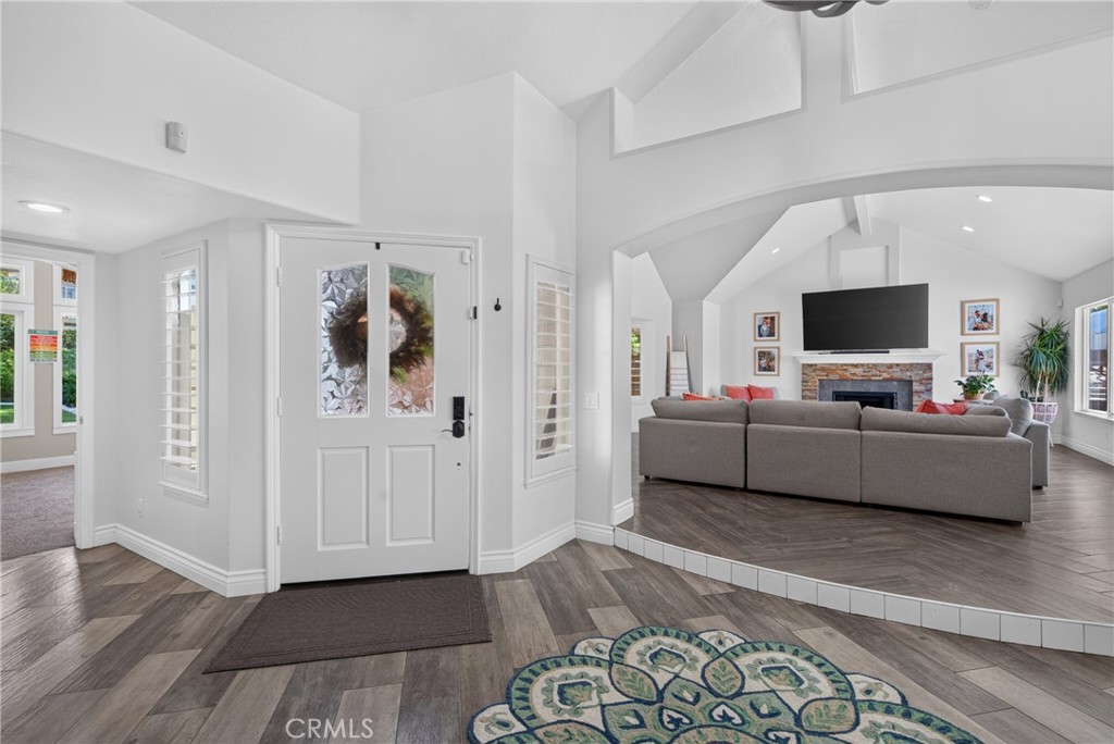 28737 Live Oak Road Property Photo 5