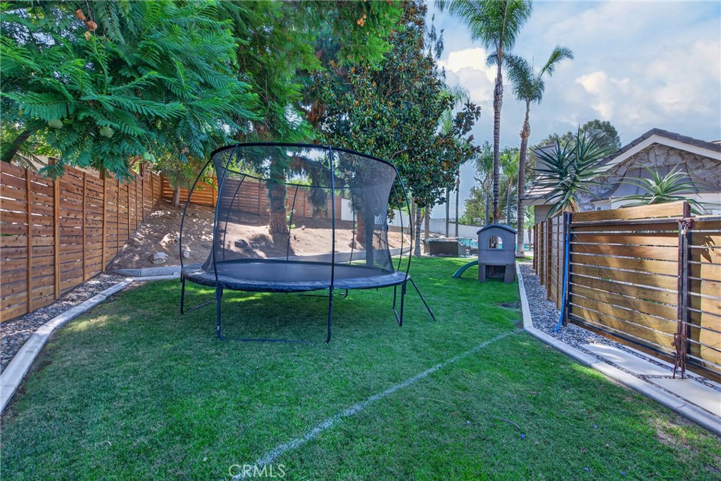 28737 Live Oak Road Property Photo 45