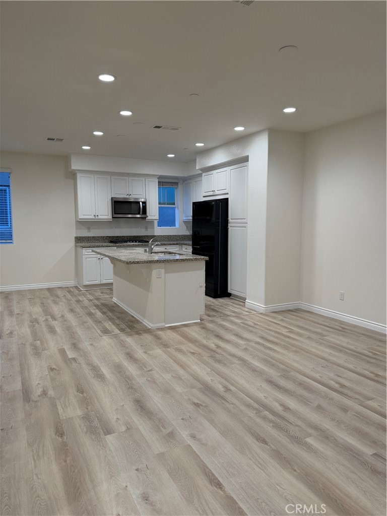 7366 Solstice Property Photo 4