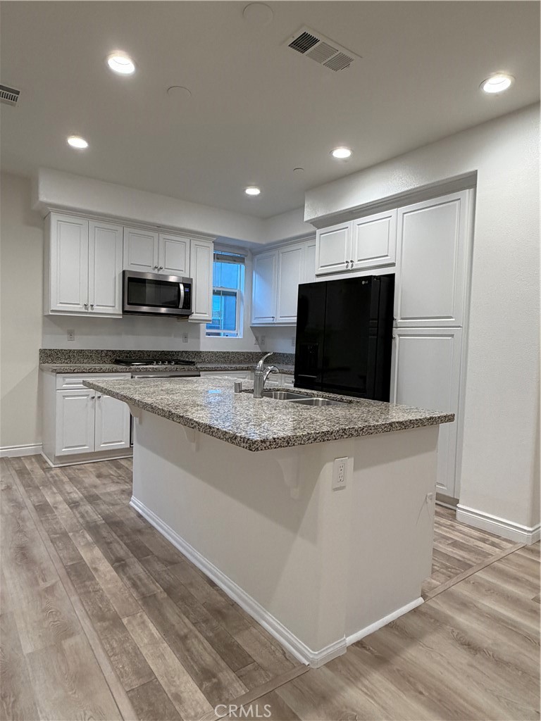 7366 Solstice Property Photo 6