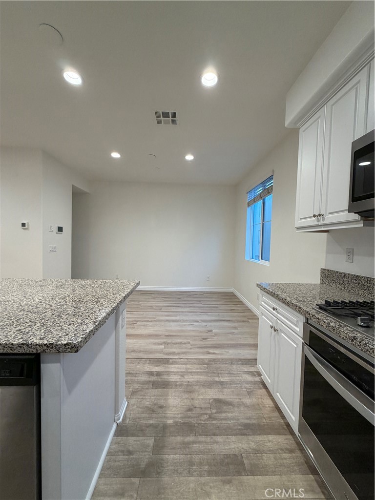 7366 Solstice Property Photo 7