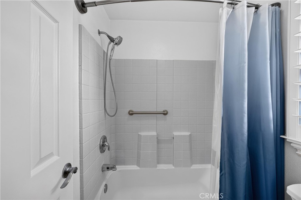 21 Arcilla Property Photo 29
