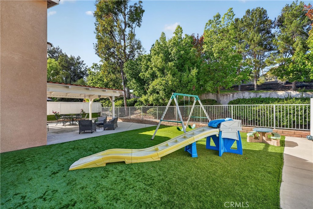 21 Arcilla Property Photo 48