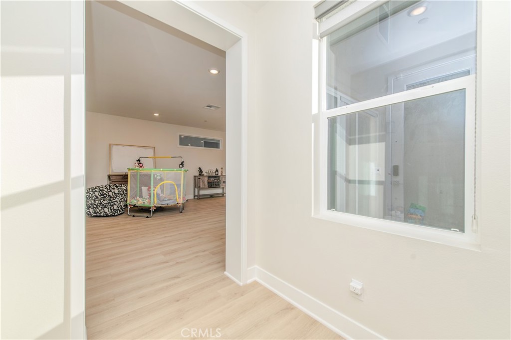 200 Zawn Property Photo 30