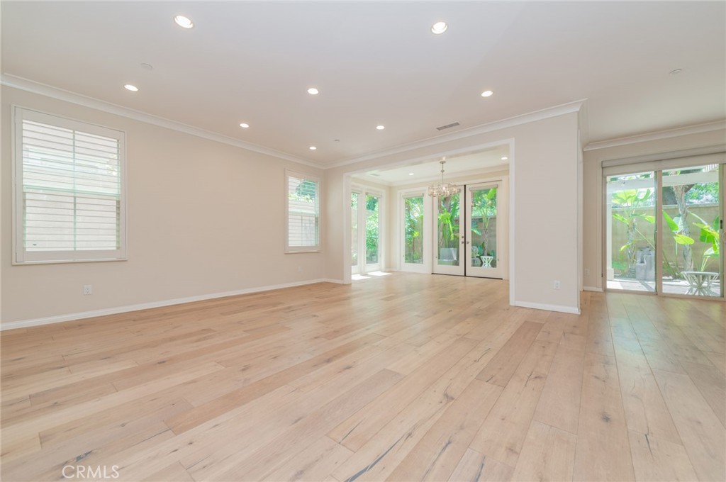 105 Doverwood Property Photo 2