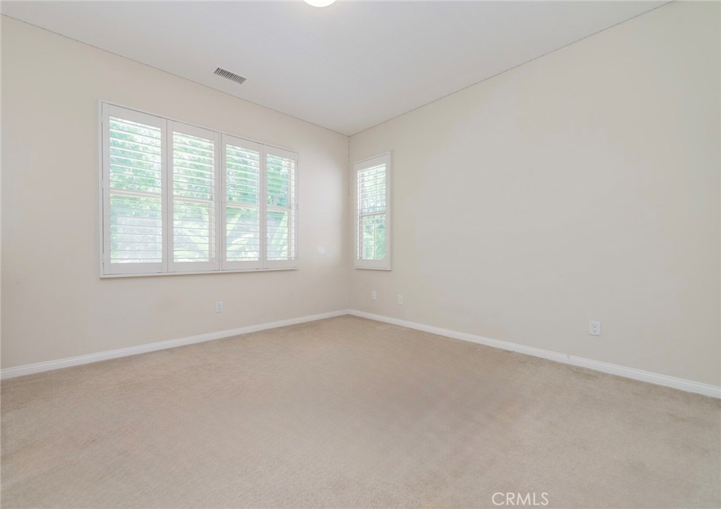 105 Doverwood Property Photo 11
