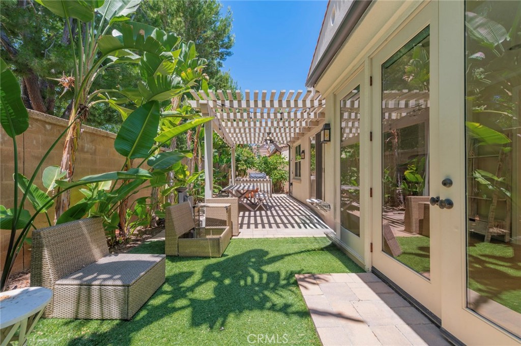 105 Doverwood Property Photo 16