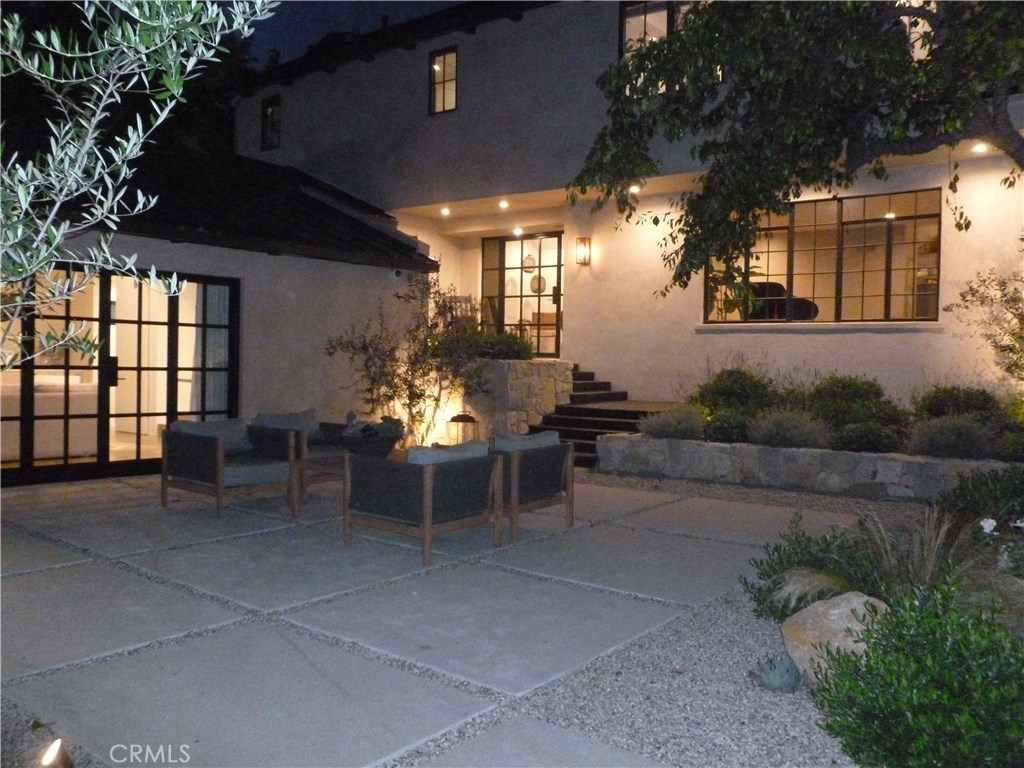 1094 Acanto Place Property Photo 1