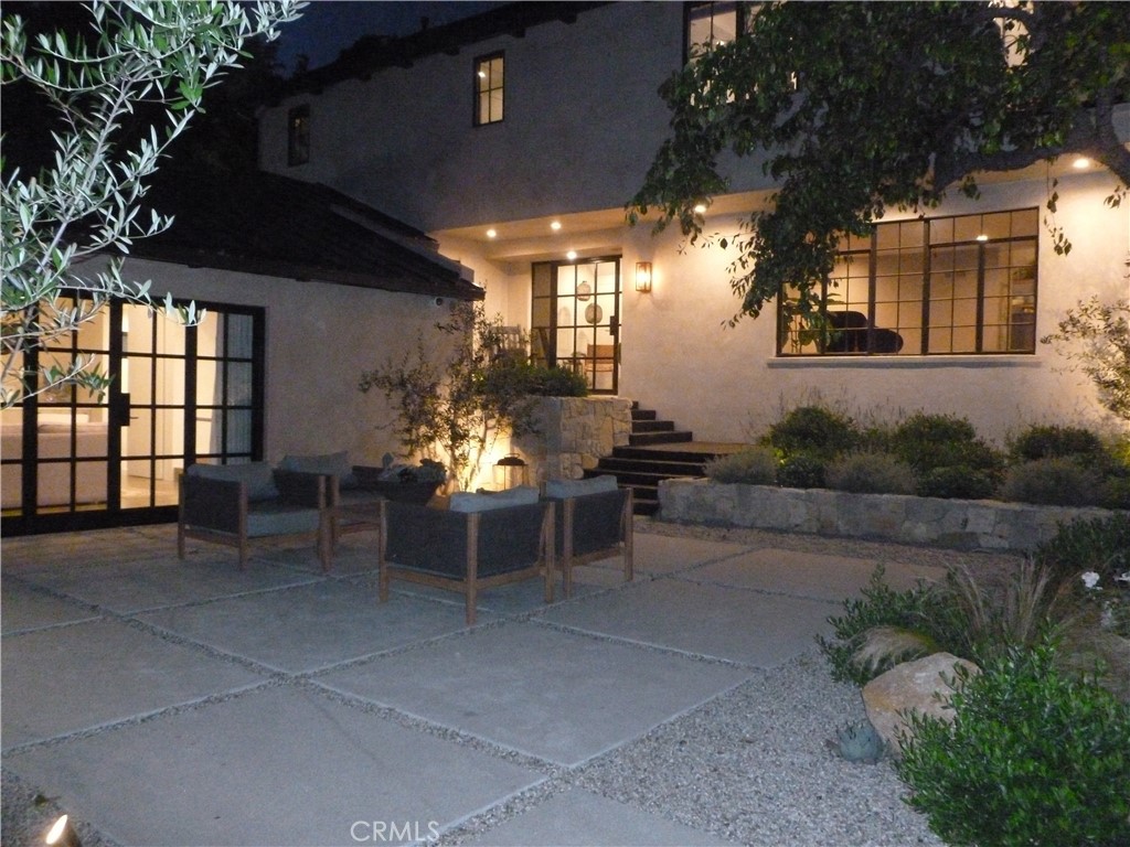 1094 Acanto Place Property Photo 1