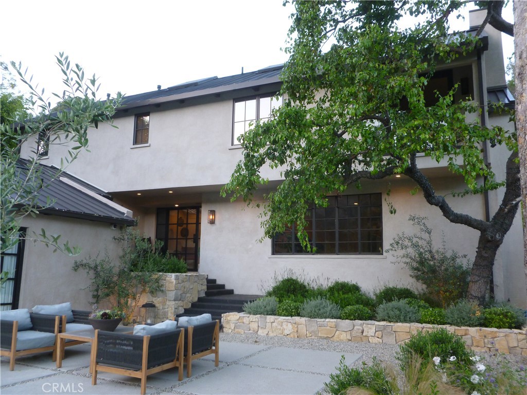 1094 Acanto Place Property Photo 5