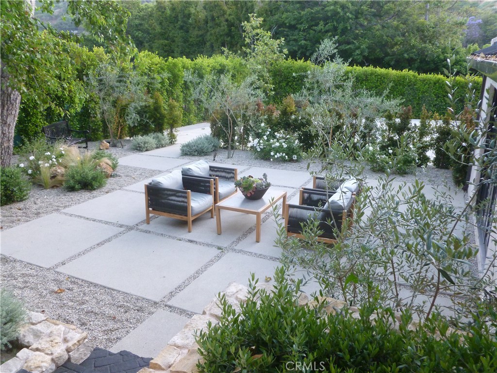 1094 Acanto Place Property Photo 9
