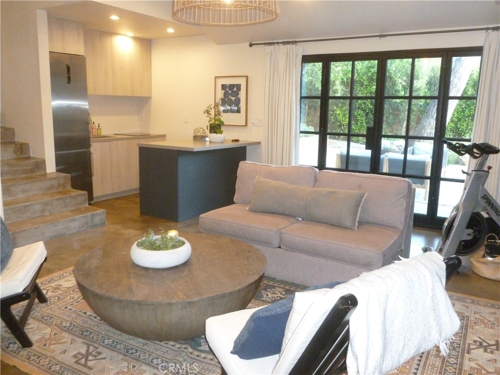 1094 Acanto Place Property Photo 14