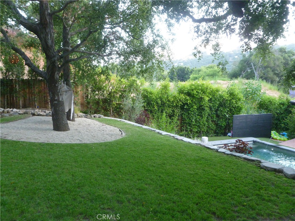 1094 Acanto Place Property Photo 30