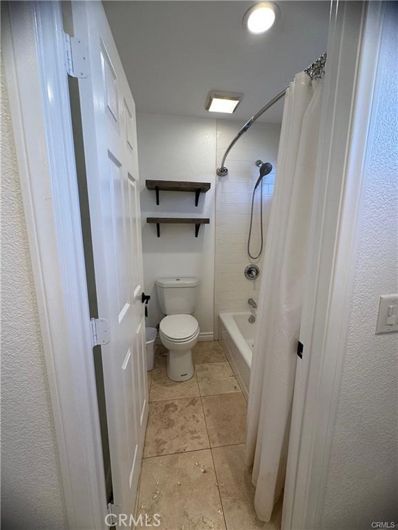 22867 Cove View Street B Property Photo 8