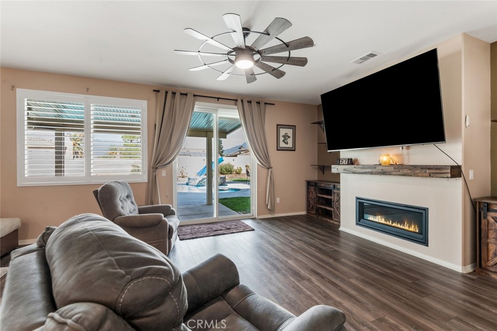 6670 Mirna Avenue Property Photo 12