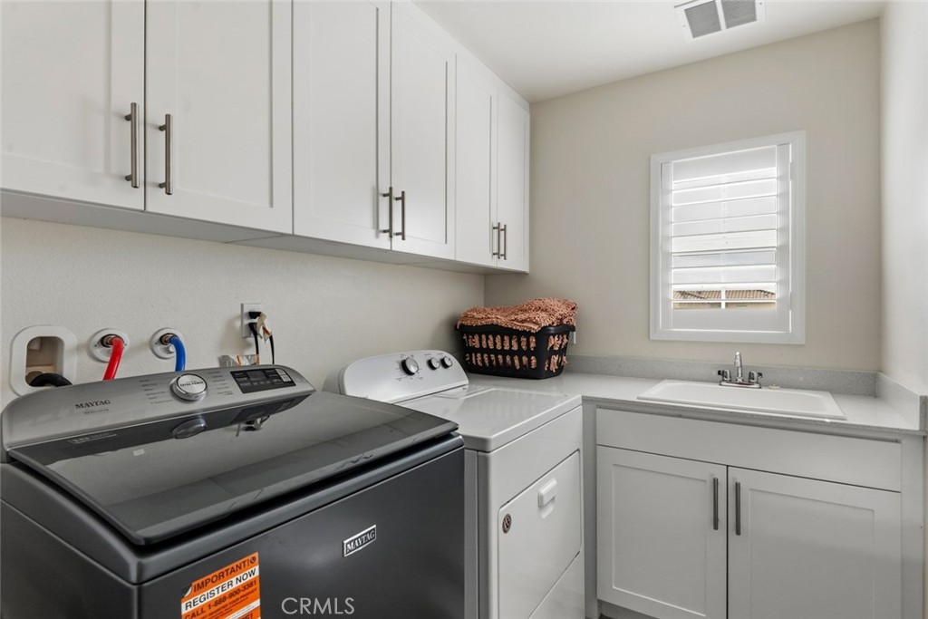 6670 Mirna Avenue Property Photo 33