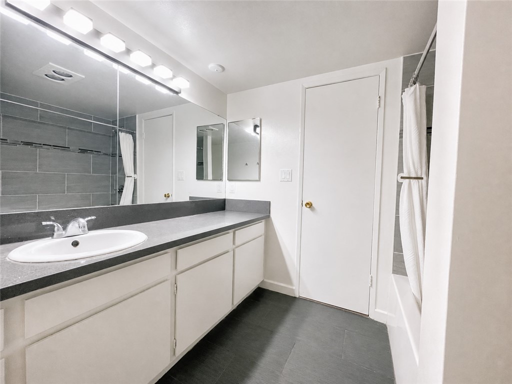 11701 Texas Ave Suite 206 Property Photo 10