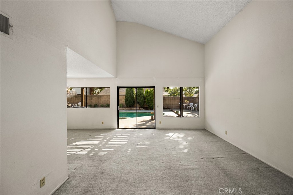 291 N Paseo Picaro Property Photo 9