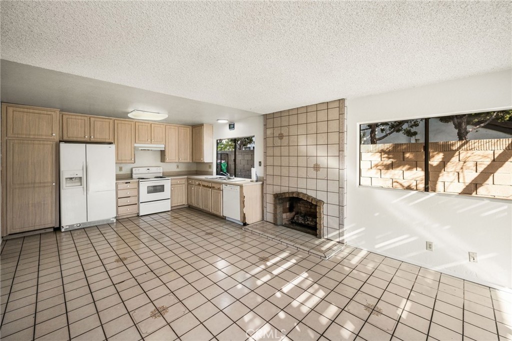 291 N Paseo Picaro Property Photo 19