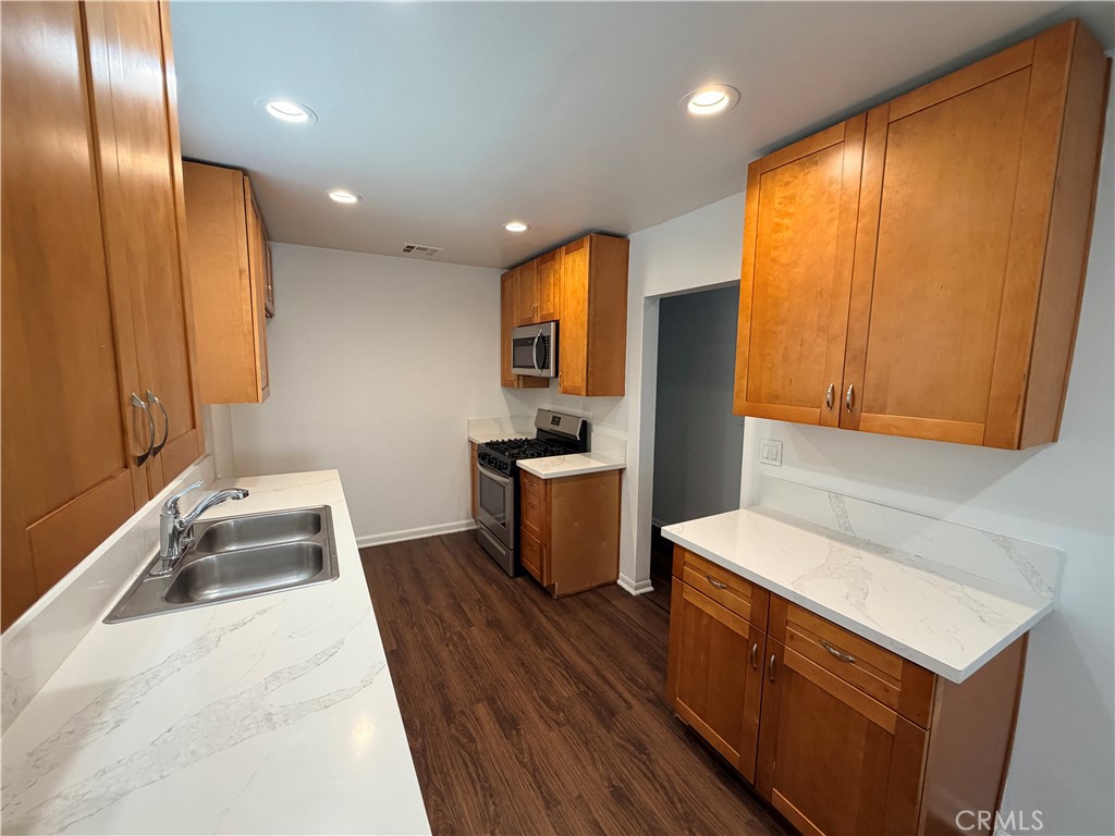 6944 Lurline Property Photo 3