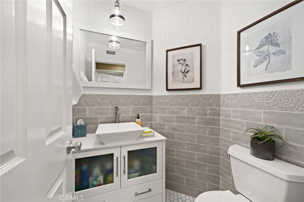 14739 Ranchview Terrace Property Photo 24