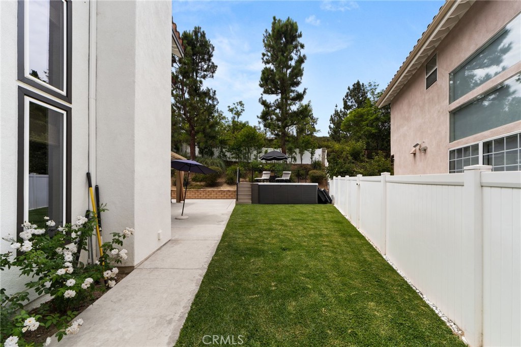 14739 Ranchview Terrace Property Photo 32