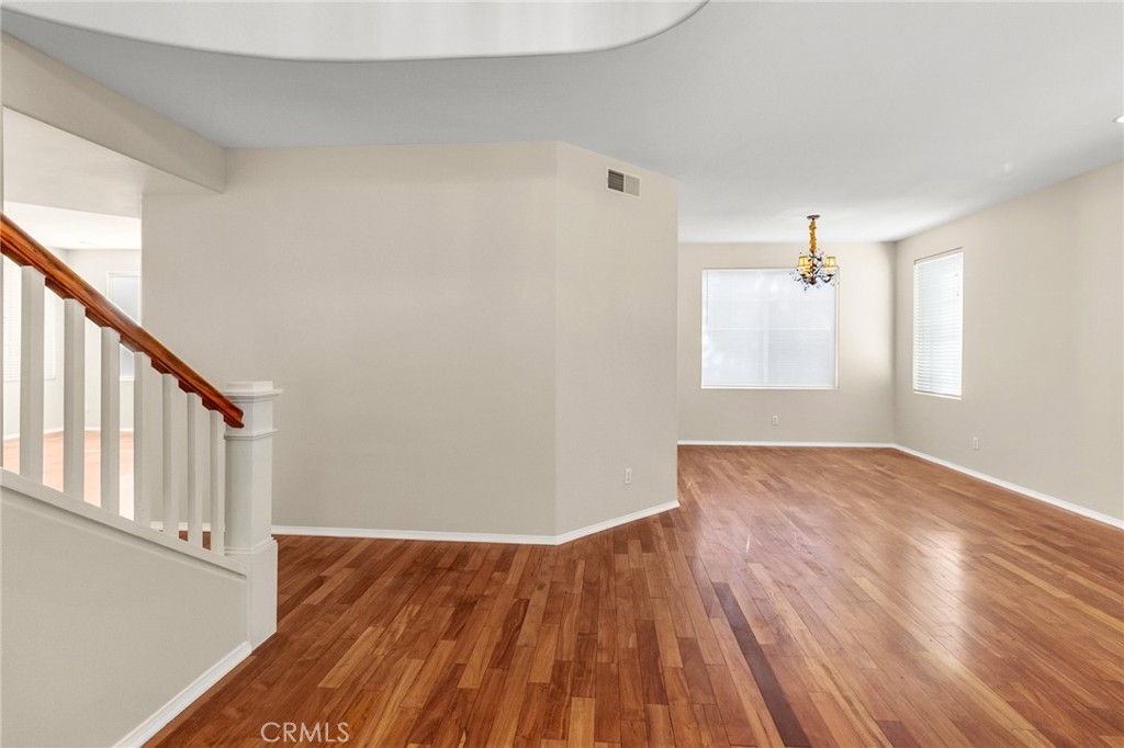 104 Silver Fox Property Photo 4