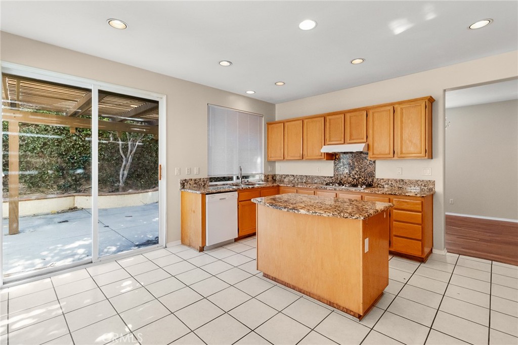 104 Silver Fox Property Photo 12
