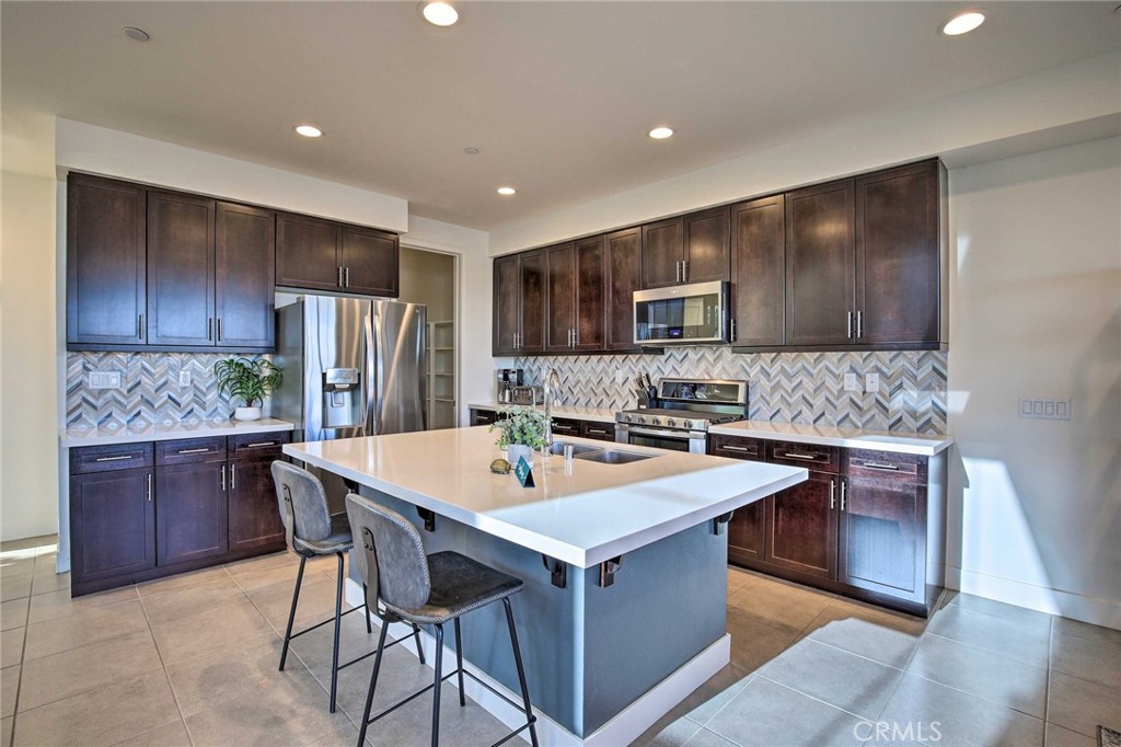 43124 Armonia Court Property Photo 7