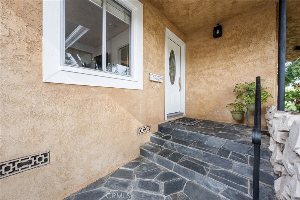 6129 Greenmeadow Property Photo 6