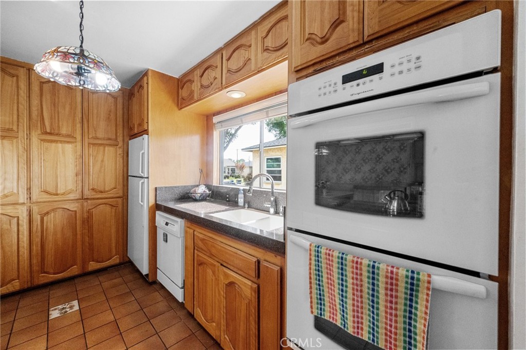 6129 Greenmeadow Property Photo 17