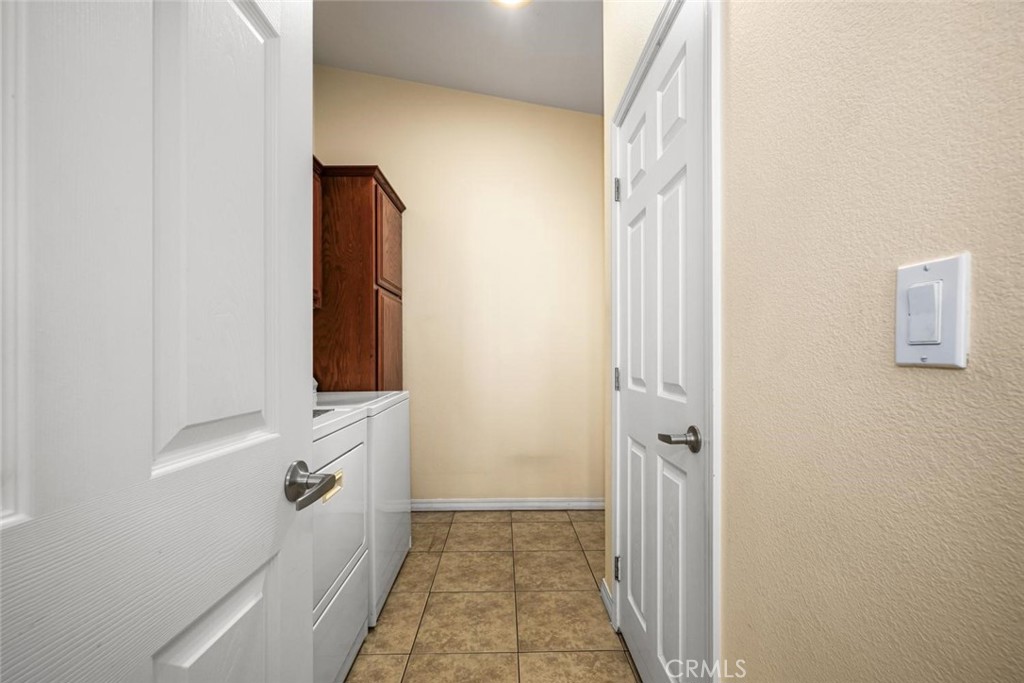 16422 Poipu Ln Property Photo 19