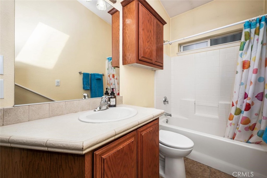 16422 Poipu Ln Property Photo 22