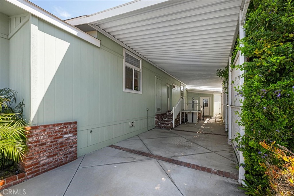 16422 Poipu Ln Property Photo 39