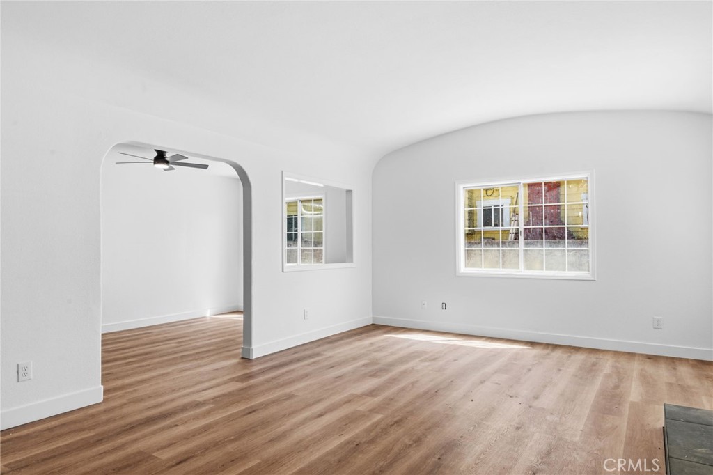 4874 Park Property Photo 16