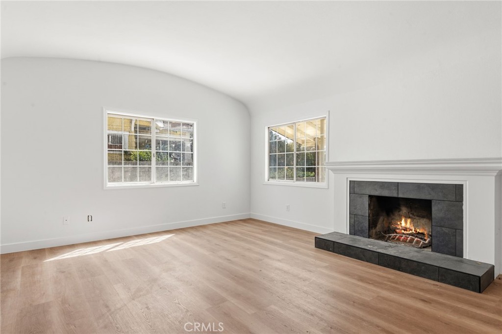 4874 Park Property Photo 18