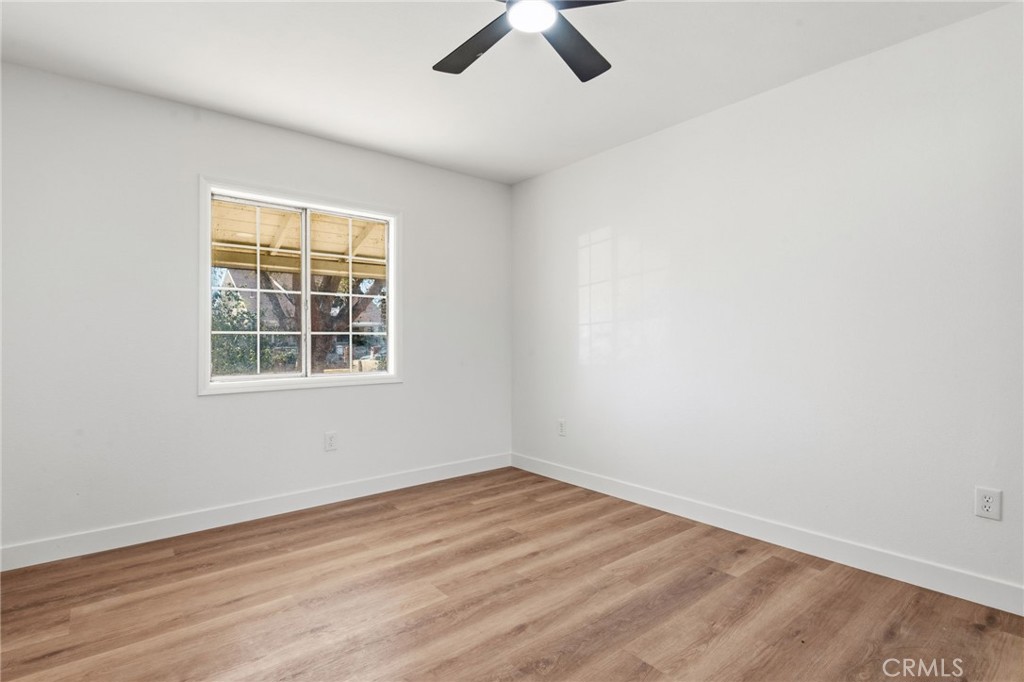 4874 Park Property Photo 24