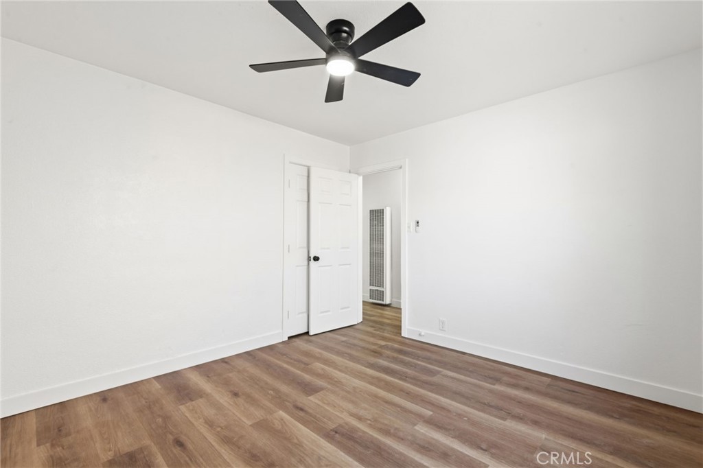 4874 Park Property Photo 27