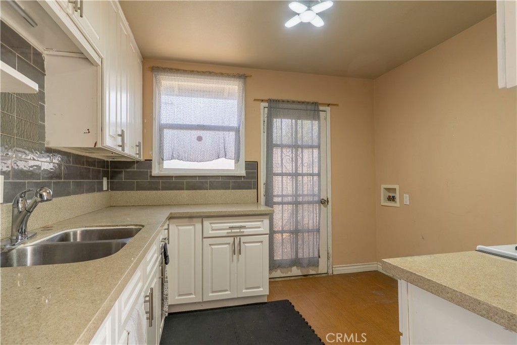 14300 S Ainsworth Property Photo 19
