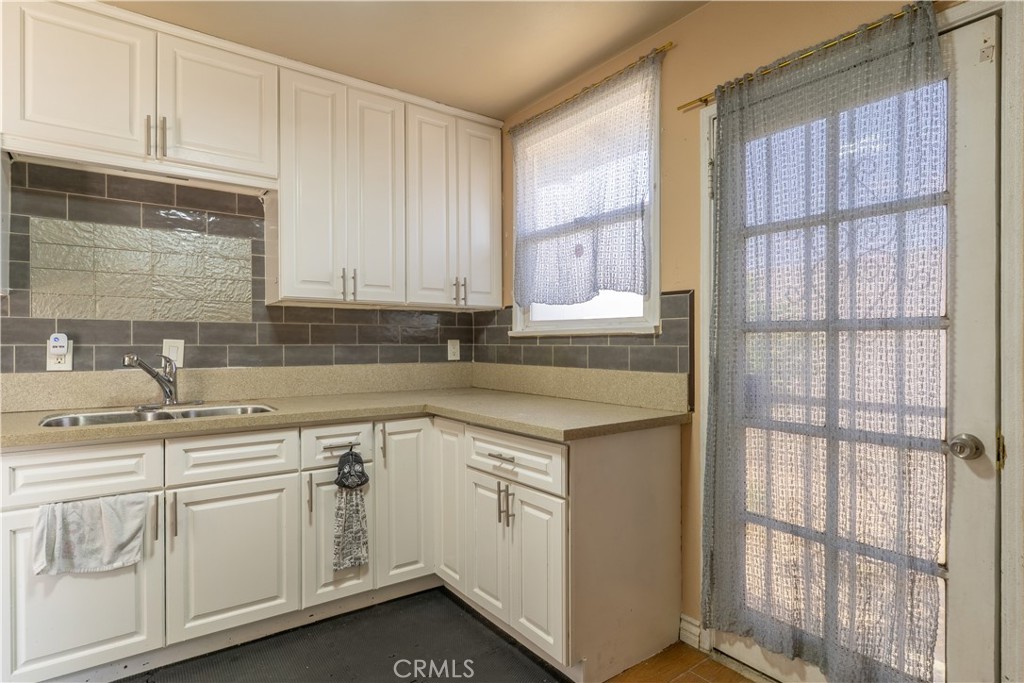 14300 S Ainsworth Property Photo 34