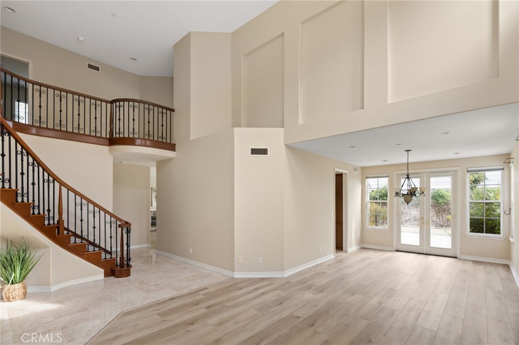 129 Nighthawk Property Photo 6