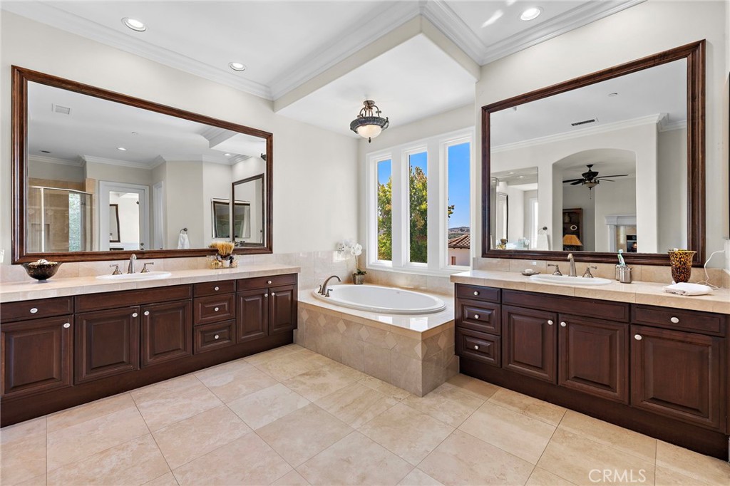 19 Rosana Property Photo 27