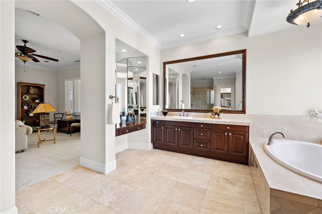 19 Rosana Property Photo 28