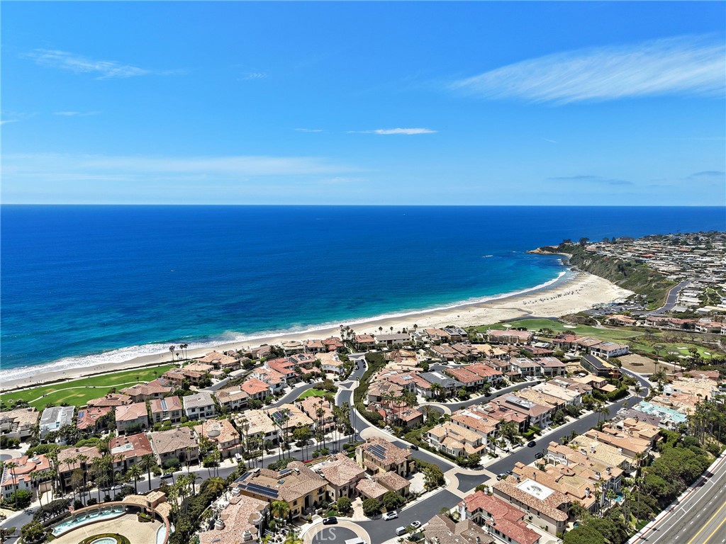 101 Ritz Cove Property Photo 2