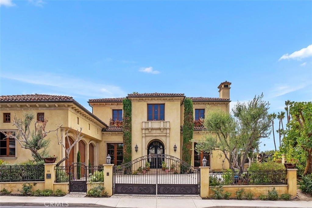 101 Ritz Cove Property Photo 3