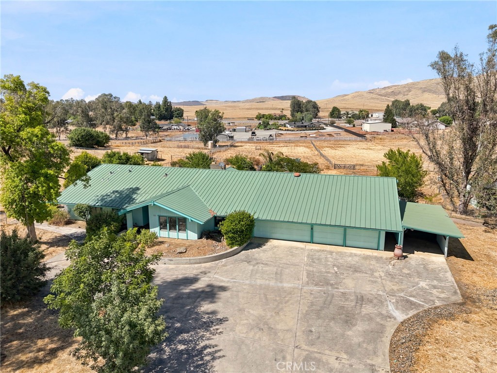 6388 E Appaloosa Property Photo 3