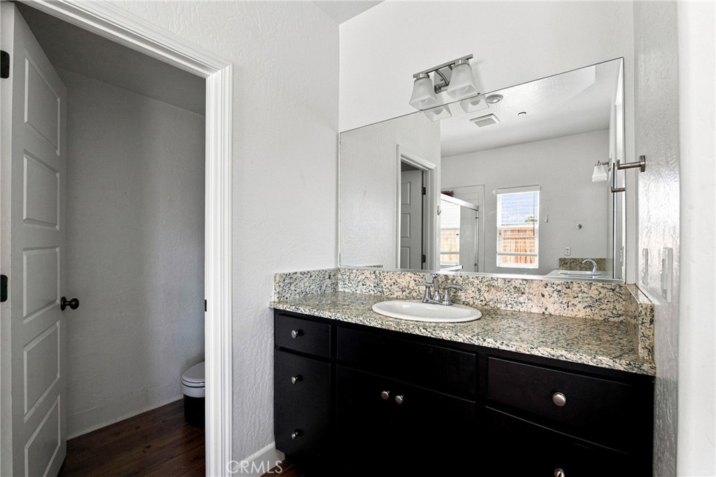 2048 N Mitchell Street Property Photo 19