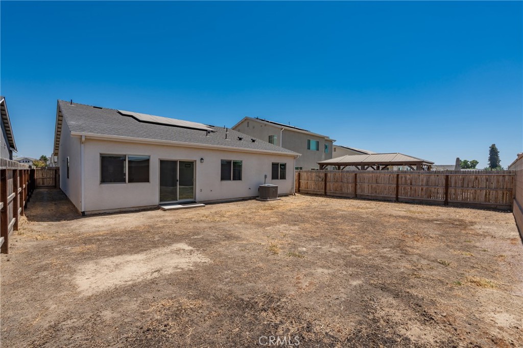 2048 N Mitchell Street Property Photo 26